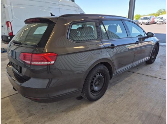 2015 Volkswagen Passat Variant Trendline BMT/Start-Stopp
