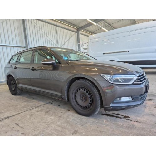 2015 Volkswagen Passat Variant Trendline BMT/Start-Stopp