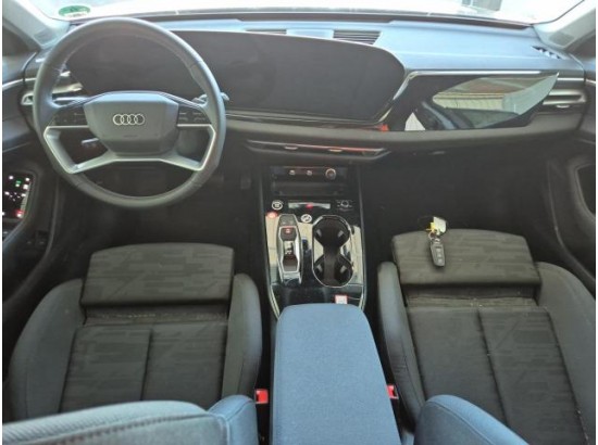 2025 Audi A5 Avant TFSI e-hybrid quattro 220 kW