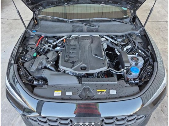 2025 Audi A5 Avant TFSI e-hybrid quattro 220 kW