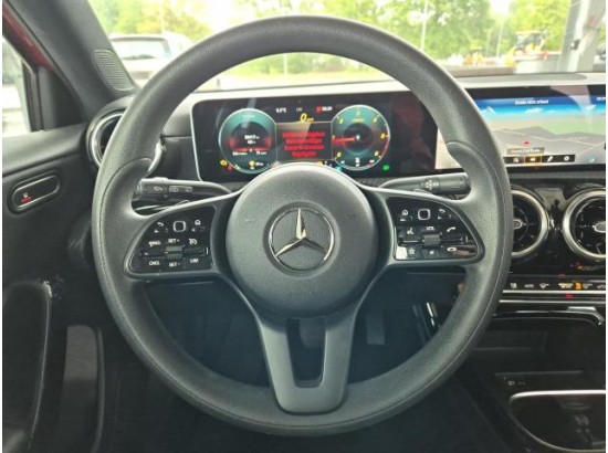 2019 Mercedes-Benz A -Klasse A 180 d