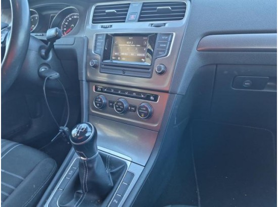 2015 Volkswagen Golf VII Lim. Lounge BMT