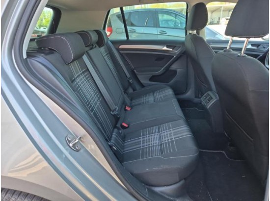 2015 Volkswagen Golf VII Lim. Lounge BMT