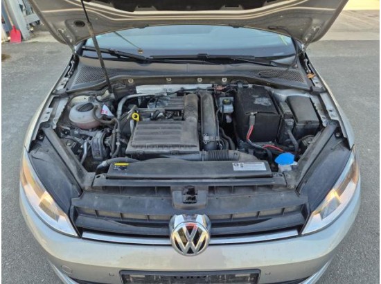 2015 Volkswagen Golf VII Lim. Lounge BMT