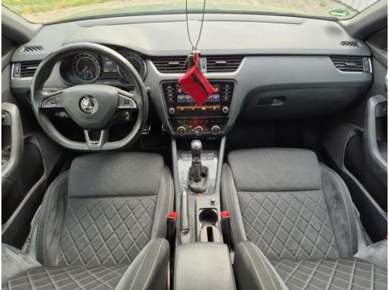 2019 Skoda Octavia Combi RS