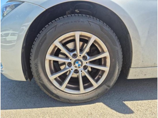 2016 BMW 3er Touring 318d