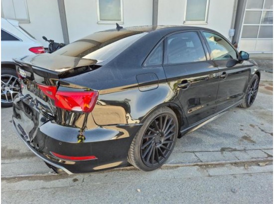 2015 Audi S3 Lim. 2.0 TFSI quattro