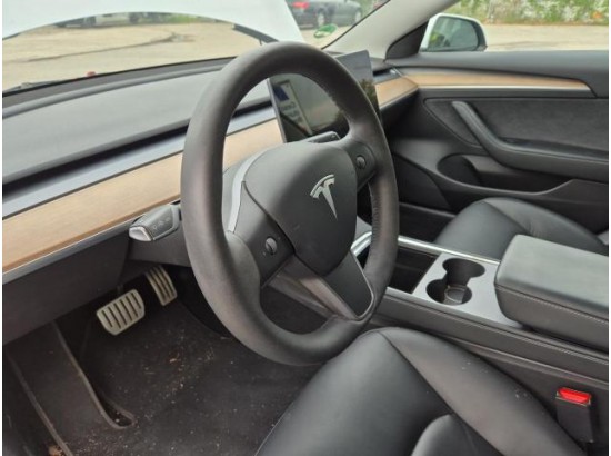 2022 Tesla (USA) Model 3