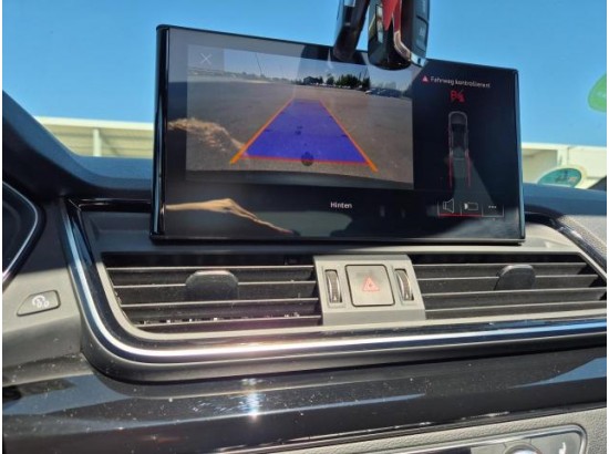 2023 Audi SQ5 Basis
