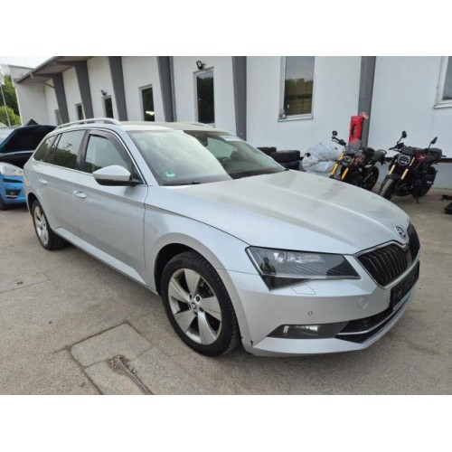 2016 Skoda Superb Combi Style