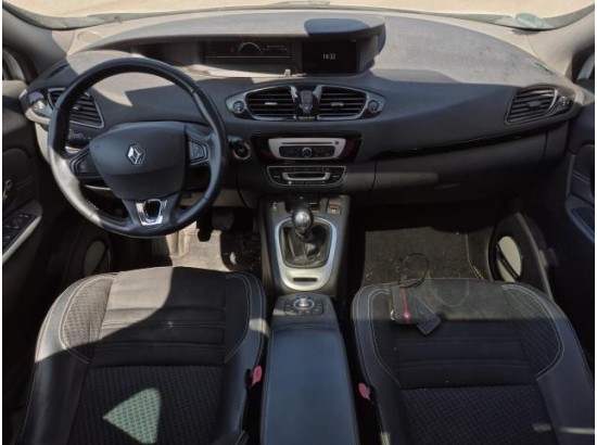 2015 Renault Scenic III Grand BOSE Edition