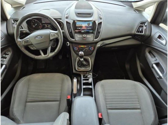 2015 Ford Grand C-Max Titanium