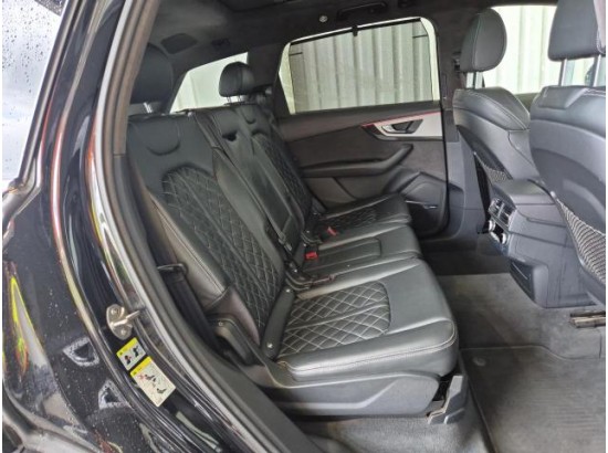 2016 Audi SQ7 4.0 TDI quattro