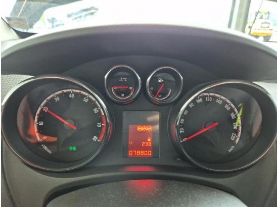 2016 Opel Meriva B drive
