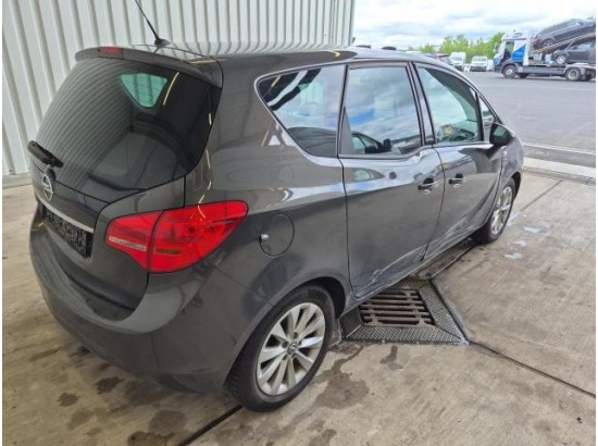 2016 Opel Meriva B drive