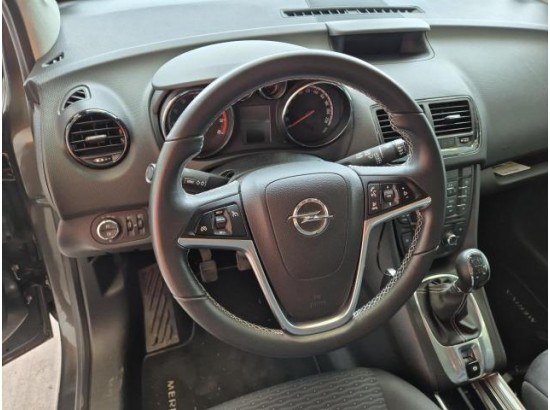 2016 Opel Meriva B drive