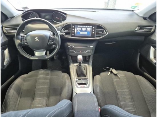 2015 Peugeot 308 SW Allure