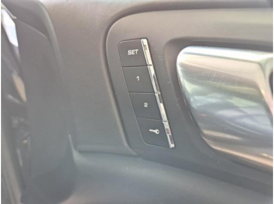 2016 Porsche Cayenne Diesel Platinum Edition