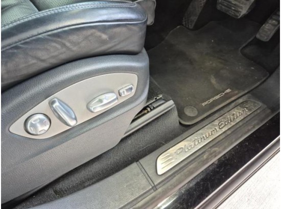 2016 Porsche Cayenne Diesel Platinum Edition