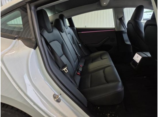2024 Tesla Model 3 Basis RWD