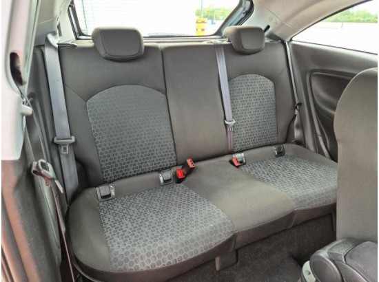 2015 Opel Corsa E Edition