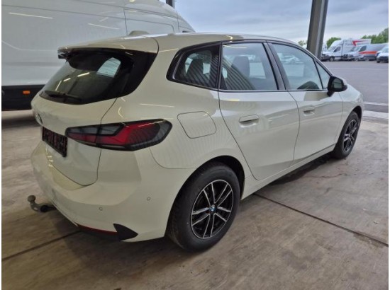 2024 BMW 2er Active Tourer 220 i