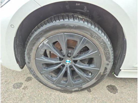 2022 BMW 3er Touring 320d Advantage