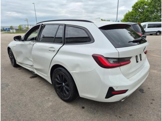 2022 BMW 3er Touring 320d Advantage