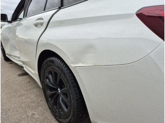 2022 BMW 3er Touring 320d Advantage