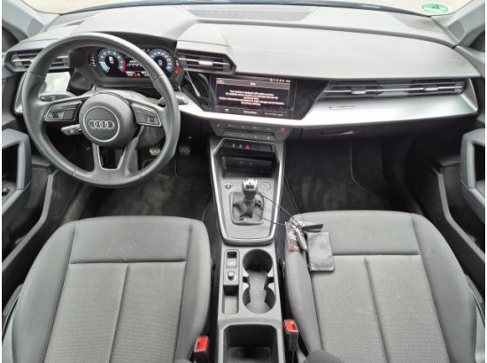 2023 Audi A3 Limousine 30 TFSI advanced