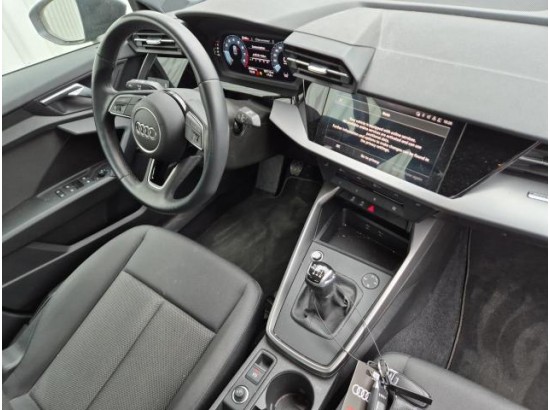 2023 Audi A3 Limousine 30 TFSI advanced