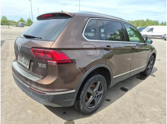 2016 Volkswagen Tiguan Highline BMT/Start-Stopp 4Motion