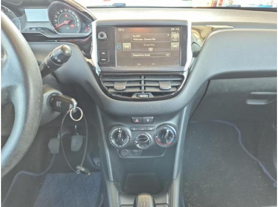 2015 Peugeot 208 Active