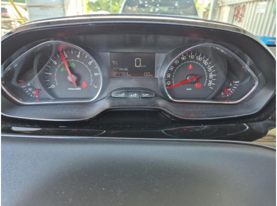 2015 Peugeot 208 Active
