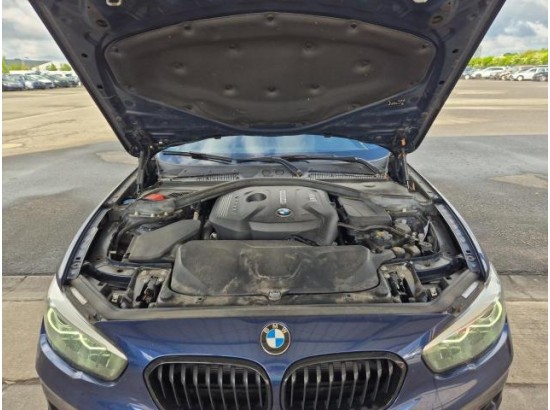 2019 BMW 1er Lim. 120 i Edition Sport Line Shadow