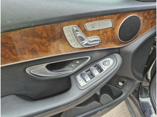 2017 Mercedes-Benz C -Klasse T-Modell C 400 T 4Matic