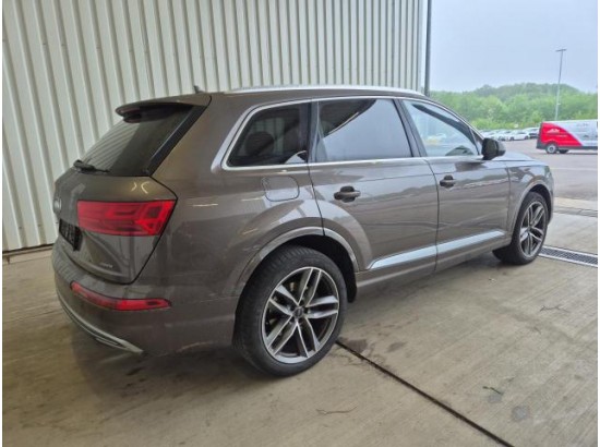 2018 Audi Q7 3.0 TDI e-tron quattro
