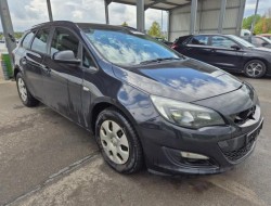 2016 Opel Astra J Sports Tourer Style