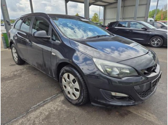 2016 Opel Astra J Sports Tourer Style