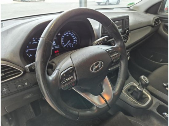 2017 Hyundai i30 Intro