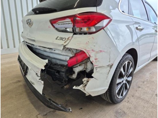 2017 Hyundai i30 Intro