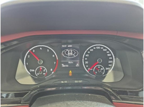 2018 Volkswagen Polo VI beats