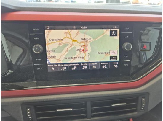 2018 Volkswagen Polo VI beats