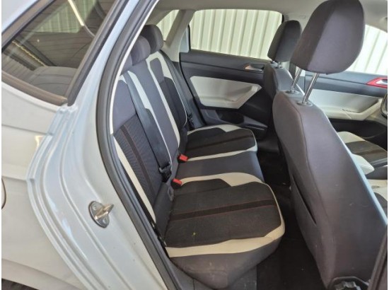 2018 Volkswagen Polo VI beats