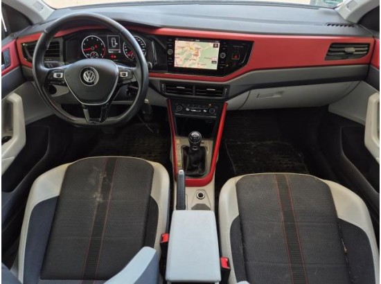 2018 Volkswagen Polo VI beats