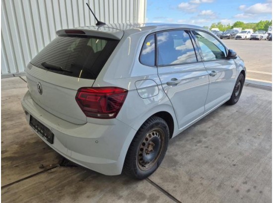 2018 Volkswagen Polo VI beats