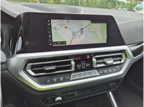2019 BMW 3er Touring 318d Sport Line
