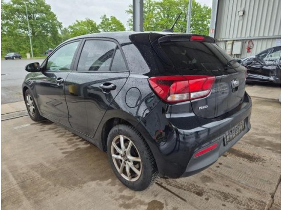 2017 Kia Rio Dream Team