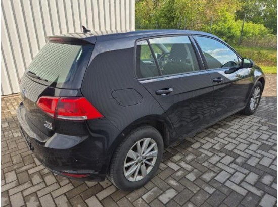 2015 Volkswagen Golf VII Lim. Trendline BMT