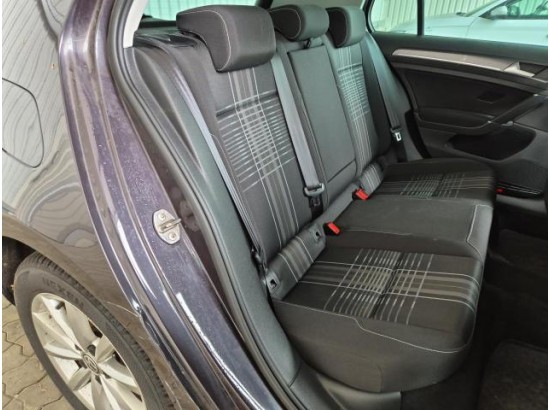 2015 Volkswagen Golf VII Lim. Lounge BMT